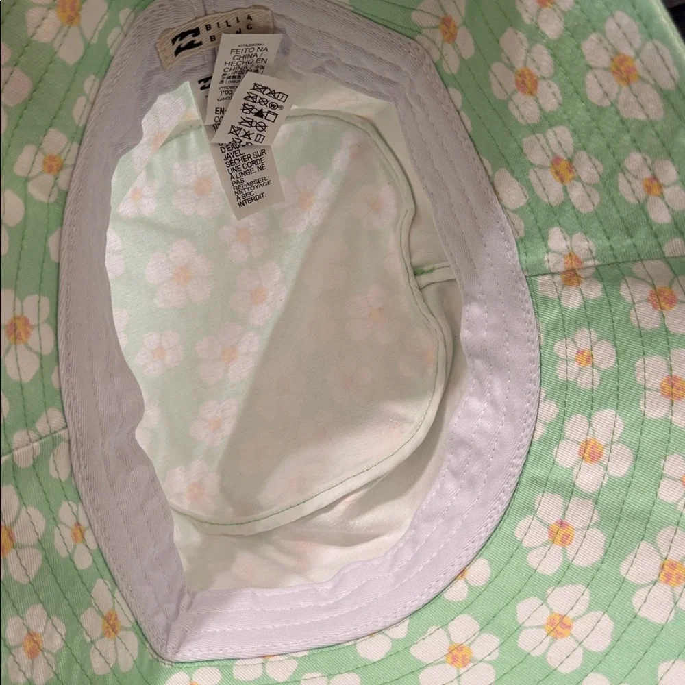 NWT Billabong Bucket List Floral Bucket Hat | Green Daisy 100% Cotton